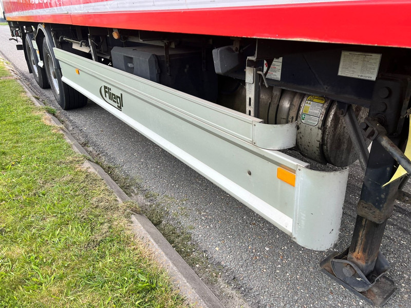 Fliegl SZS 330 Gesloten oplegger 2 Axle / / Ladklep - Semireboque furgão: foto 4 Fliegl SZS 330 Gesloten oplegger 2 Axle / / Ladklep - Semireboque furgão: foto 4