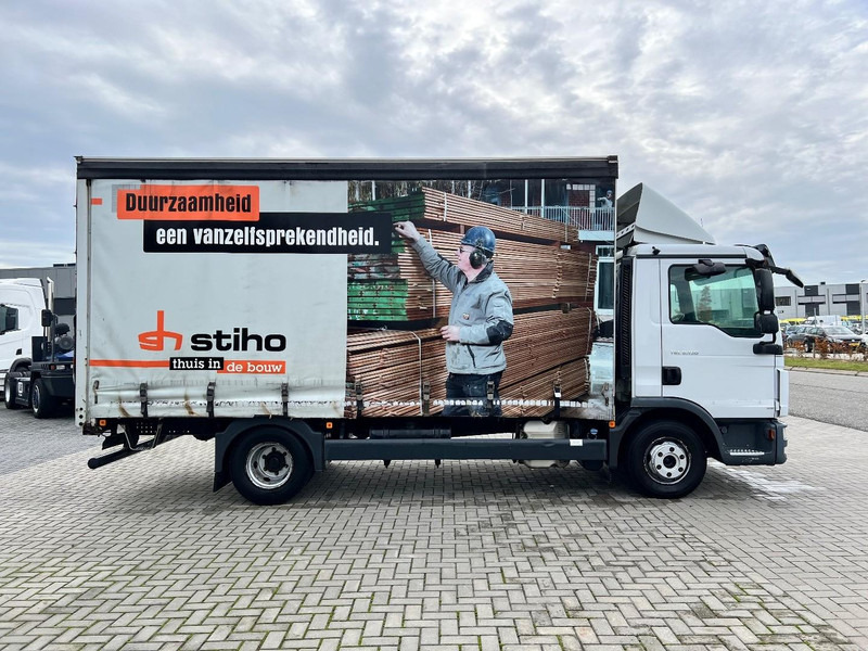 MAN TGL 150 4x2 Bakwagen Schuifzeilbak - Caminhão com lona: foto 4 MAN TGL 150 4x2 Bakwagen Schuifzeilbak - Caminhão com lona: foto 4