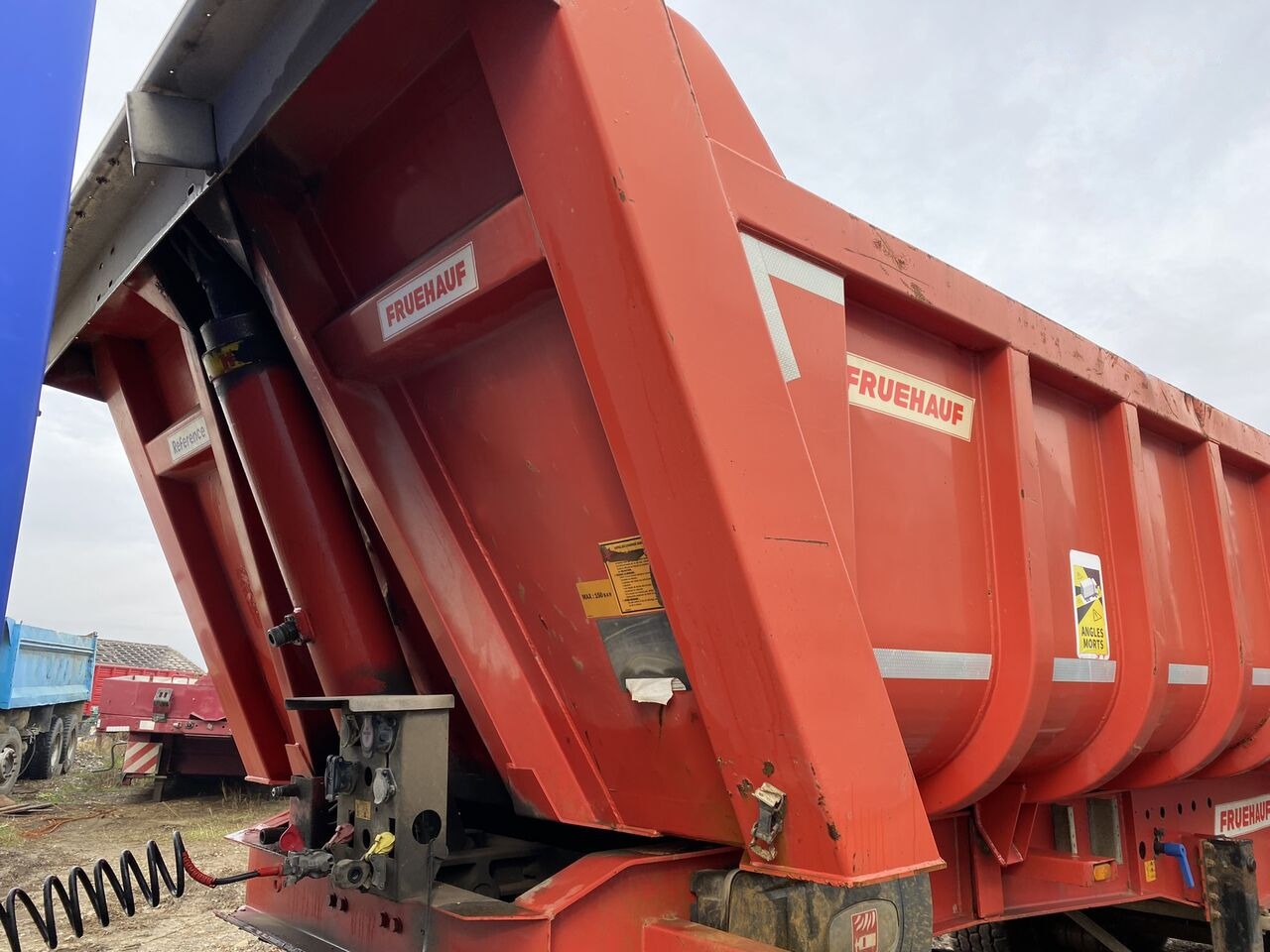 Semireboque basculante Fruehauf Semiremorca basculabila Aluminiu Agregate PV 6.28 T /// 2 PIECE: foto 6 Semireboque basculante Fruehauf Semiremorca basculabila Aluminiu Agregate PV 6.28 T /// 2 PIECE: foto 6