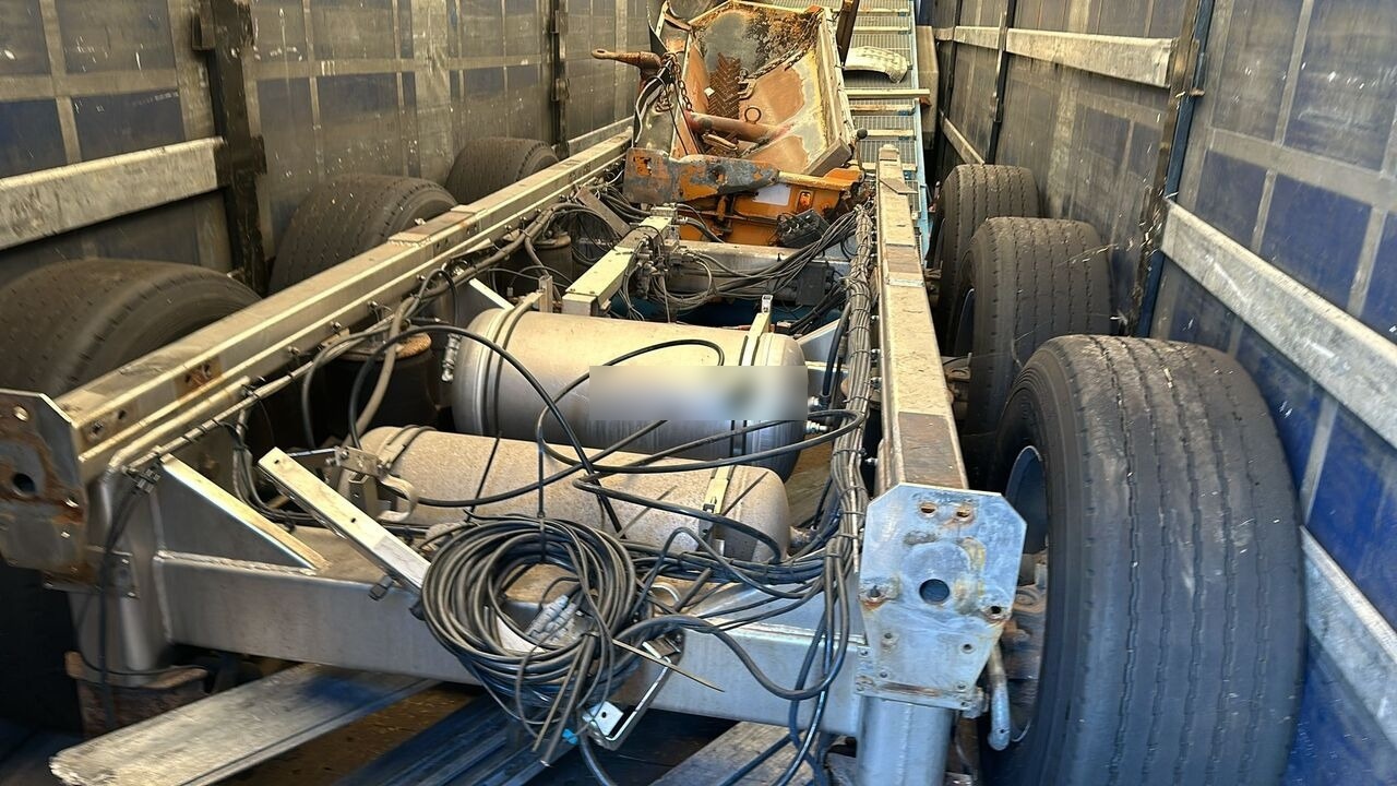 Magyar Sasiu INOX pentru cisterna Alimentara - Semirreboque tanque: foto 2 Magyar Sasiu INOX pentru cisterna Alimentara - Semirreboque tanque: foto 2