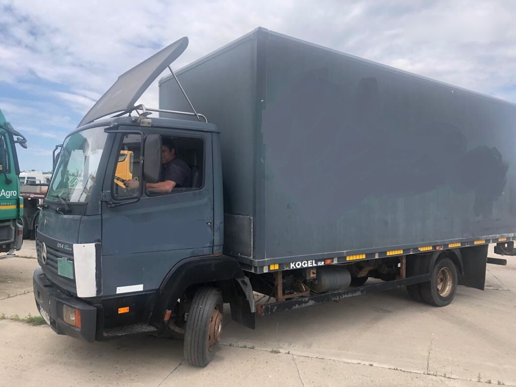 Mercedes-Benz 814 - Caminhão isotérmico: foto 3 Mercedes-Benz 814 - Caminhão isotérmico: foto 3