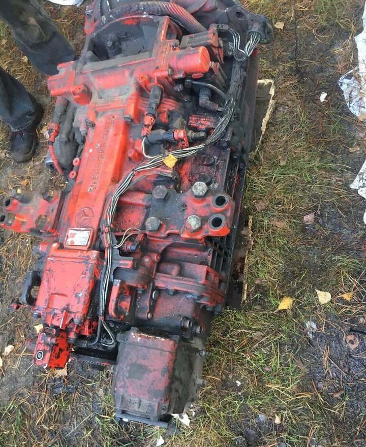 Daimler-Benz G240-16 Mercedes-Benz Actrosa V8 truck - Caixa de câmbio de Caminhão: foto 3 Daimler-Benz G240-16 Mercedes-Benz Actrosa V8 truck - Caixa de câmbio de Caminhão: foto 3