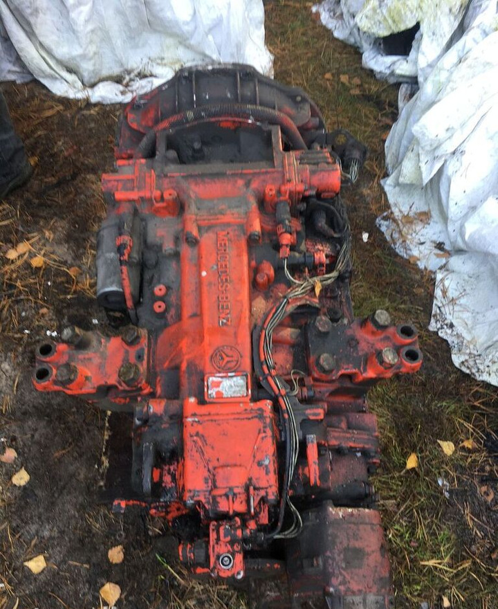 Daimler-Benz G240-16 Mercedes-Benz Actrosa V8 truck - Caixa de câmbio de Caminhão: foto 1 Daimler-Benz G240-16 Mercedes-Benz Actrosa V8 truck - Caixa de câmbio de Caminhão: foto 1