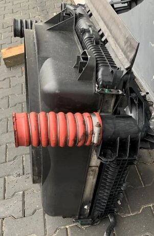 MAN TGL 81061006683 MAN Man TGL - Radiador de Caminhão: foto 3 MAN TGL 81061006683 MAN Man TGL - Radiador de Caminhão: foto 3