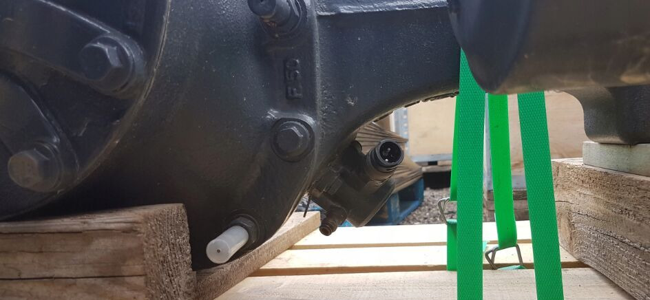 Renault 21008860 Renault MIDLUM truck - Eixo e peças de Caminhão: foto 3 Renault 21008860 Renault MIDLUM truck - Eixo e peças de Caminhão: foto 3