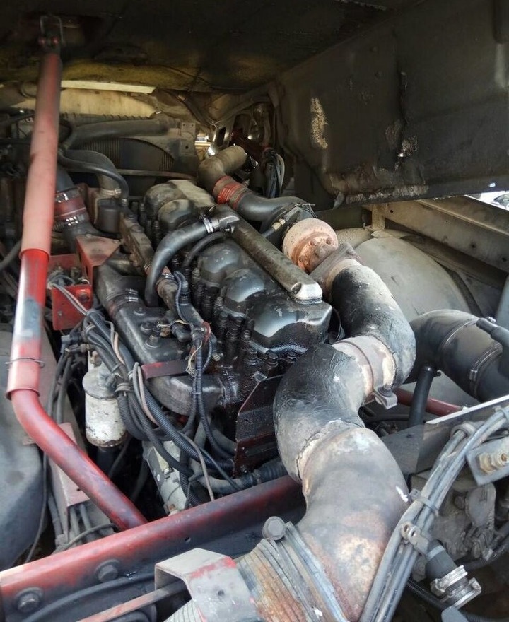 Renault MAGNUM Mack 430 - Motor de Caminhão: foto 1 Renault MAGNUM Mack 430 - Motor de Caminhão: foto 1