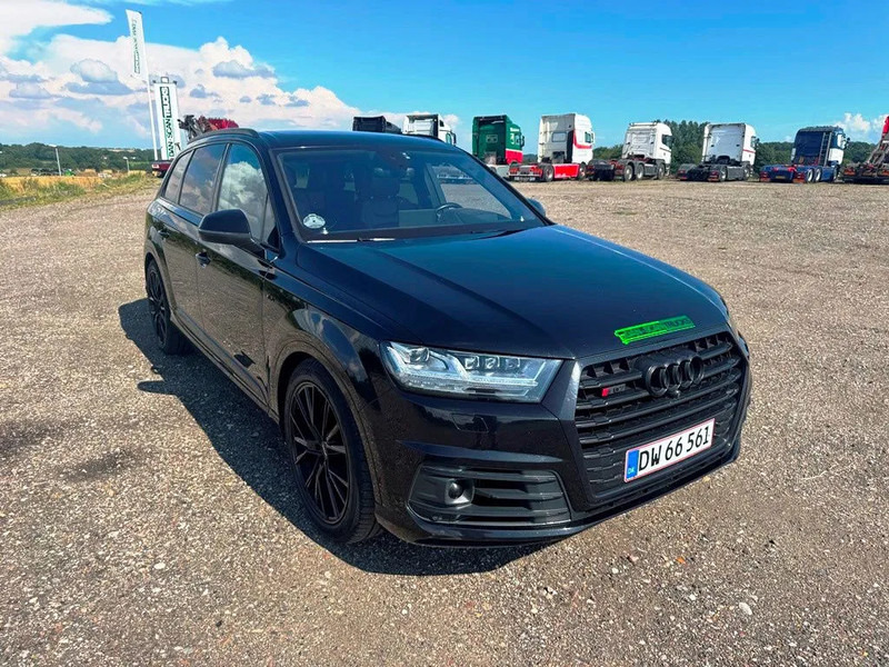 Audi SQ7 Black Edition. panoramo sun roof. . oil heater. head up display. 21" alu weels. night vision. B&O sound system. - SUV: foto 5 Audi SQ7 Black Edition. panoramo sun roof. . oil heater. head up display. 21" alu weels. night vision. B&O sound system. - SUV: foto 5