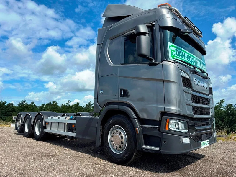 Scania R650 V8 NGS Steel / Air suspension. 4550mm weelbase. - Caminhão chassi: foto 3 Scania R650 V8 NGS Steel / Air suspension. 4550mm weelbase. - Caminhão chassi: foto 3
