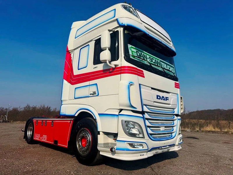 DAF XF 450 DAF XF 450 Special Interior. 706000 km. Euro 6 - Tractor: foto 2 DAF XF 450 DAF XF 450 Special Interior. 706000 km. Euro 6 - Tractor: foto 2