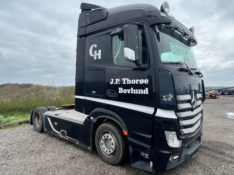 Mercedes-Benz Actros 1843 Special Interior. Air / Air suspension. Euro 6 - Tractor: foto 2 Mercedes-Benz Actros 1843 Special Interior. Air / Air suspension. Euro 6 - Tractor: foto 2