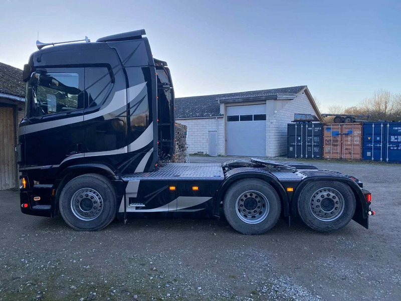 Scania R560 560R super 6x2*4 rearsteering. Hydr. system Air / Air suspension - Tractor: foto 4 Scania R560 560R super 6x2*4 rearsteering. Hydr. system Air / Air suspension - Tractor: foto 4