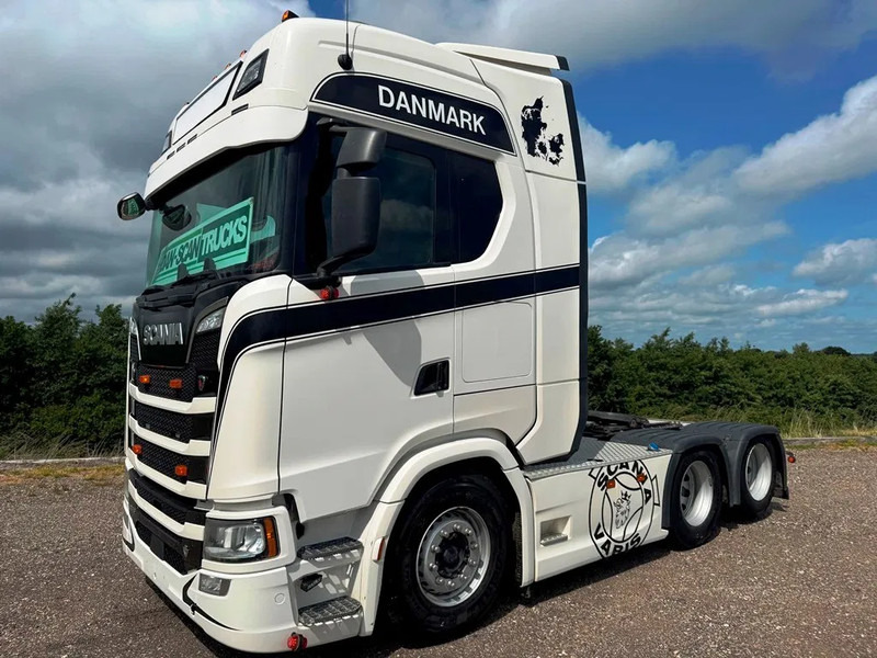 Scania S580 V8 NGS weelbase 2950mm. Air / Air suspension. Hydr. system. Air Cooler. Retarder - Tractor: foto 2 Scania S580 V8 NGS weelbase 2950mm. Air / Air suspension. Hydr. system. Air Cooler. Retarder - Tractor: foto 2