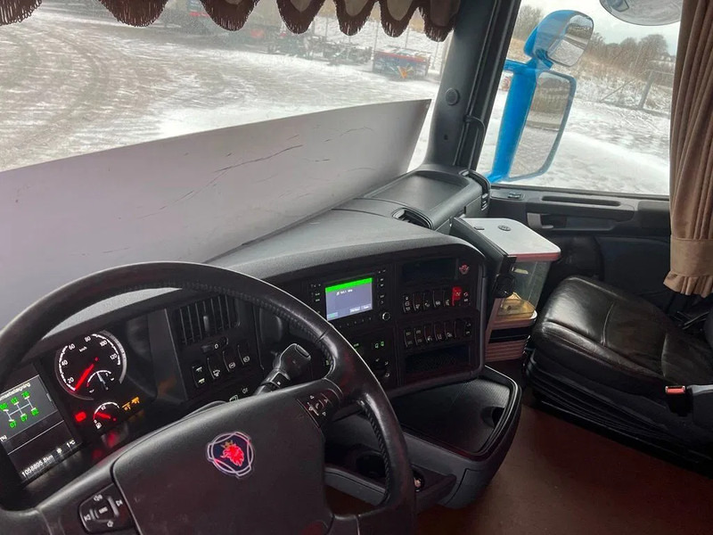 Tractor Scania T520 V8 Speciel interior. Air / Air suspension. Opticruise / Retarder .PTO on Engine and gearbox. New Hydr. system.: foto 17