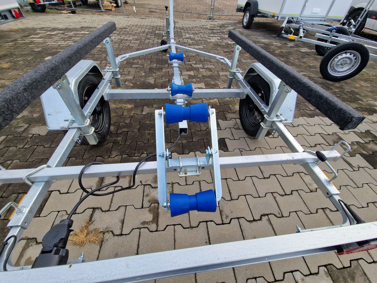 Nowa Przyczepa Podłodziowa ponton łódź 350 - 550cm Niewiadów P400 P415 - Reboque transporte de veículos: foto 1 Nowa Przyczepa Podłodziowa ponton łódź 350 - 550cm Niewiadów P400 P415 - Reboque transporte de veículos: foto 1