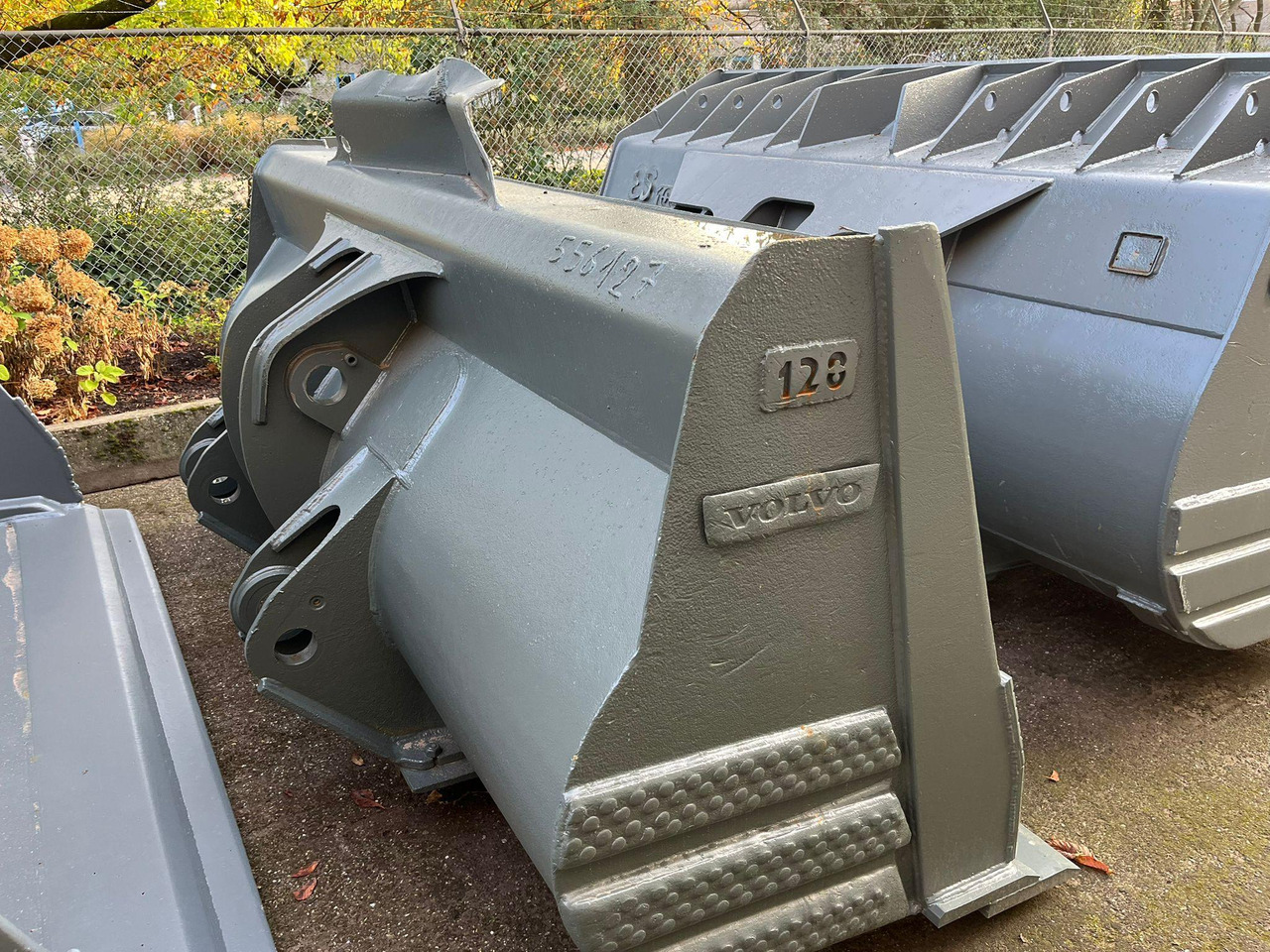 Balde para carregadeiras Volvo L 220: foto 8