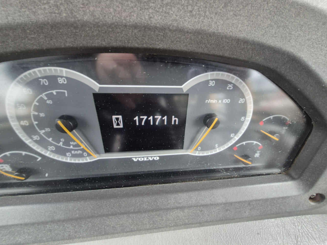 Locação de VOLVO A30G VOLVO A30G: foto 16