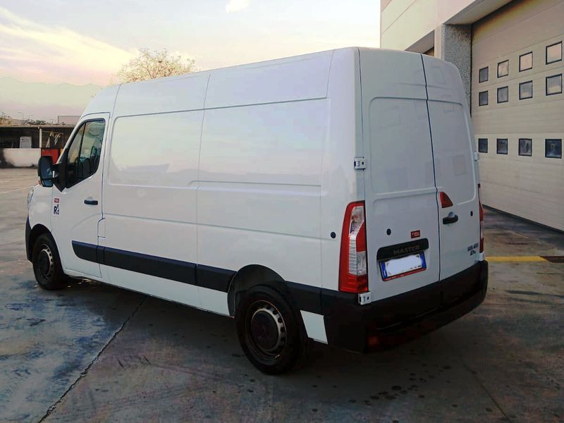 Renault Master Furgone red edition 2021 - Furgão: foto 3 Renault Master Furgone red edition 2021 - Furgão: foto 3