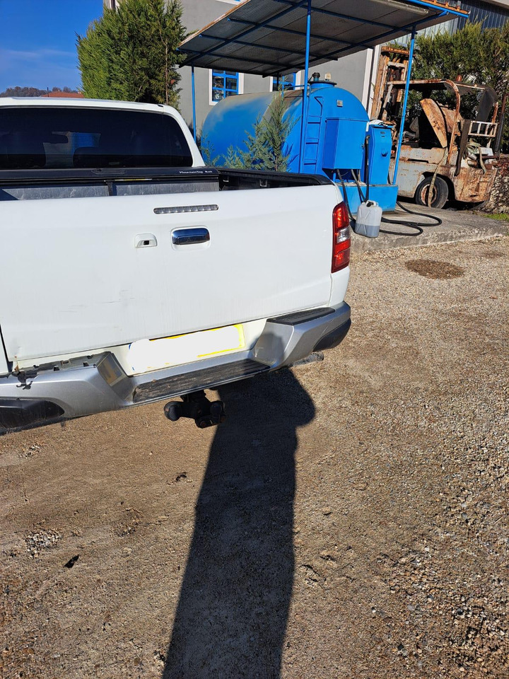 MITSUBISHI MITSUBISHI L200 - Pick-up: foto 2 MITSUBISHI MITSUBISHI L200 - Pick-up: foto 2