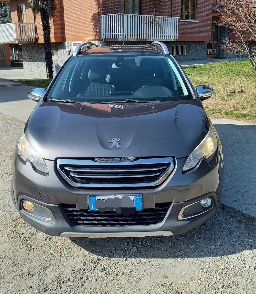 PEUGEOT 2008 - Sedã: foto 4 PEUGEOT 2008 - Sedã: foto 4