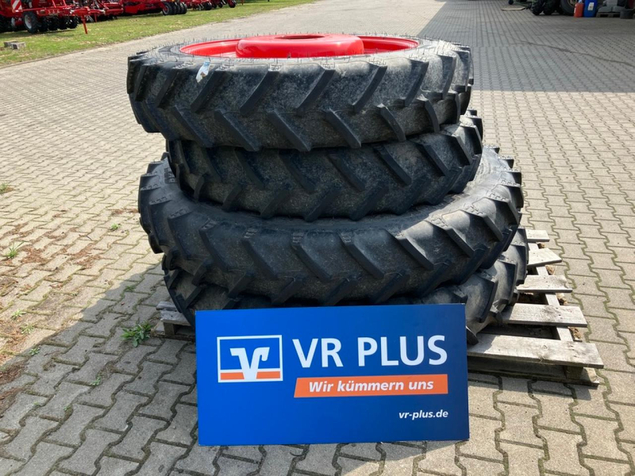 BKT 300/95R52 // 270/95R38 SPUR 1,50M - Pneu: foto 1 BKT 300/95R52 // 270/95R38 SPUR 1,50M - Pneu: foto 1