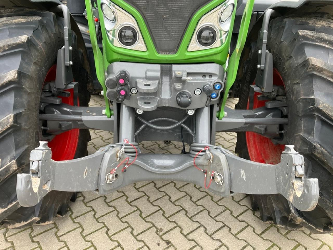 Fendt VARIO 516 VARIO GEN 3 // RTK - Trator: foto 5 Fendt VARIO 516 VARIO GEN 3 // RTK - Trator: foto 5