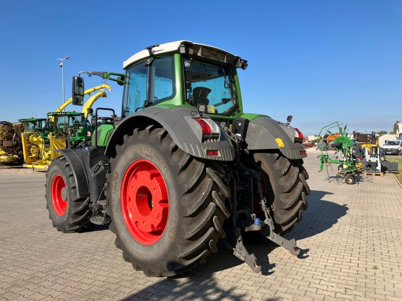 Fendt VARIO 828 S4 // RTK // VARIO GRIP - Trator: foto 3 Fendt VARIO 828 S4 // RTK // VARIO GRIP - Trator: foto 3