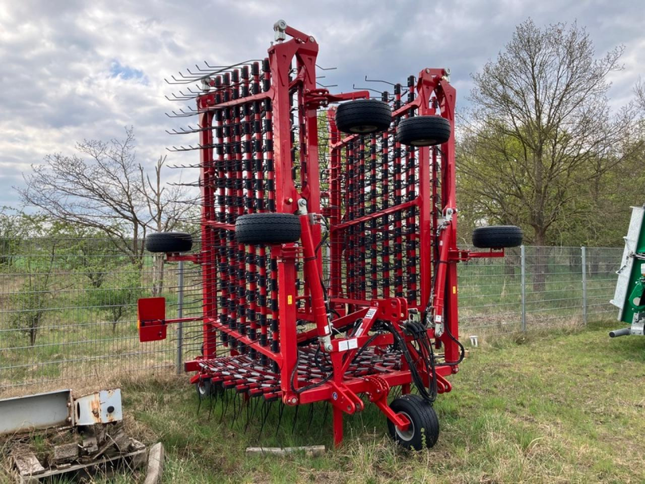 Horsch CURA 12 ST - Maquina para lavrar a terra: foto 3 Horsch CURA 12 ST - Maquina para lavrar a terra: foto 3