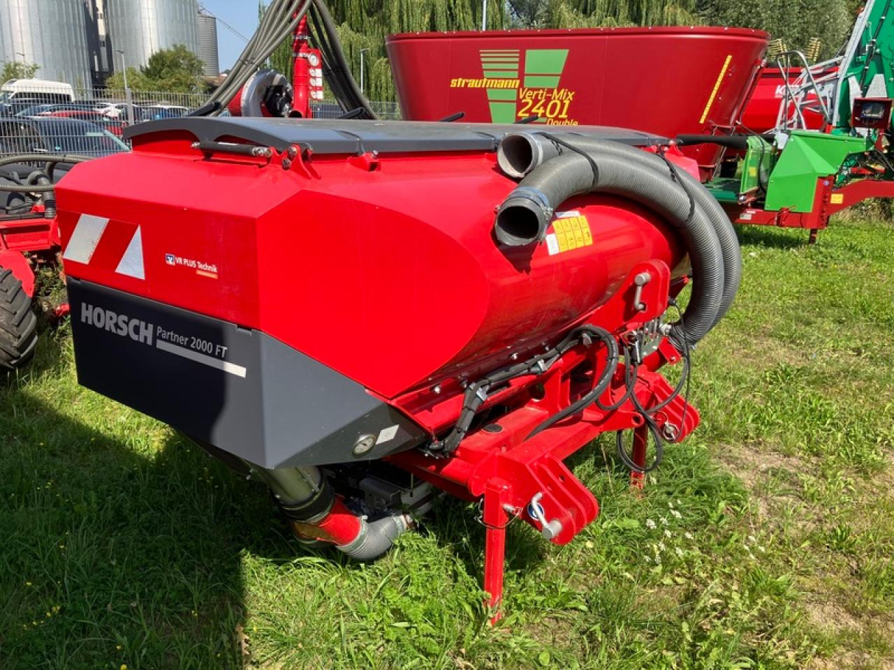 Horsch PARTNER 2000 FRONTTANK - Distribuidor de fertilizantes: foto 5 Horsch PARTNER 2000 FRONTTANK - Distribuidor de fertilizantes: foto 5