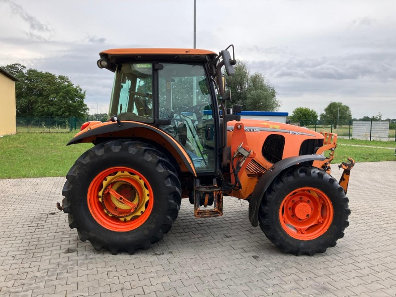 John Deere 5720 - Trator: foto 4 John Deere 5720 - Trator: foto 4
