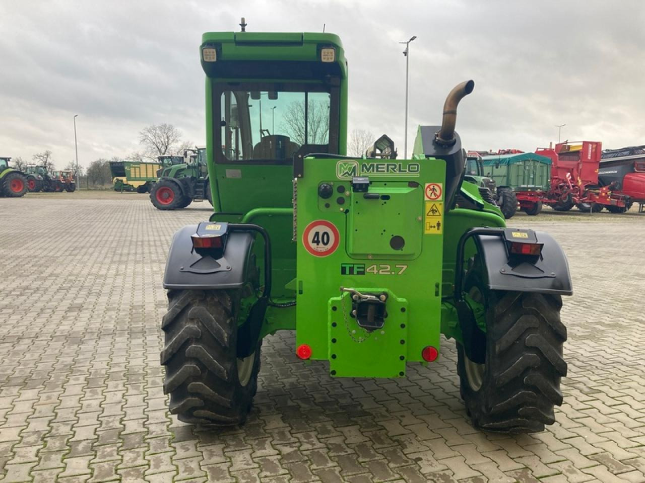 Merlo TF42.7-140 - Empilhador telescópico: foto 3 Merlo TF42.7-140 - Empilhador telescópico: foto 3