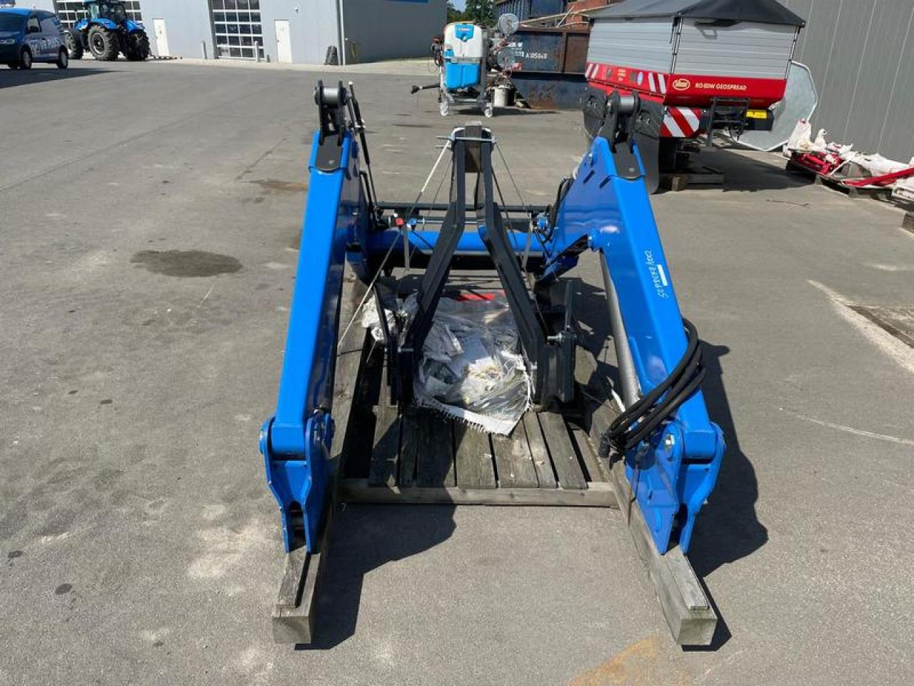 Stoll FRONTLADERSCHWINGE FZ41-29.1 - Carregador frontal para o trator: foto 2 Stoll FRONTLADERSCHWINGE FZ41-29.1 - Carregador frontal para o trator: foto 2