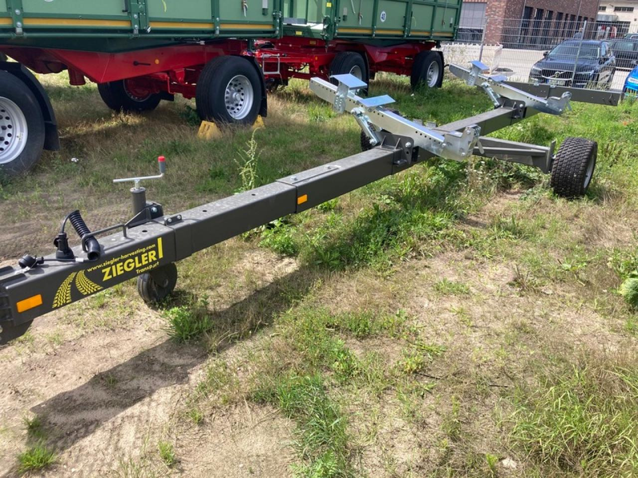 ZIEGLER SCHNEIDWERKSWAGEN AKTION - Plataforma para colheitadeira: foto 2 ZIEGLER SCHNEIDWERKSWAGEN AKTION - Plataforma para colheitadeira: foto 2