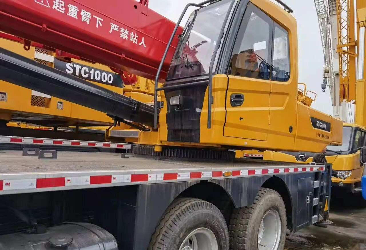 Sany - Guindaste móvel: foto 2 Sany - Guindaste móvel: foto 2