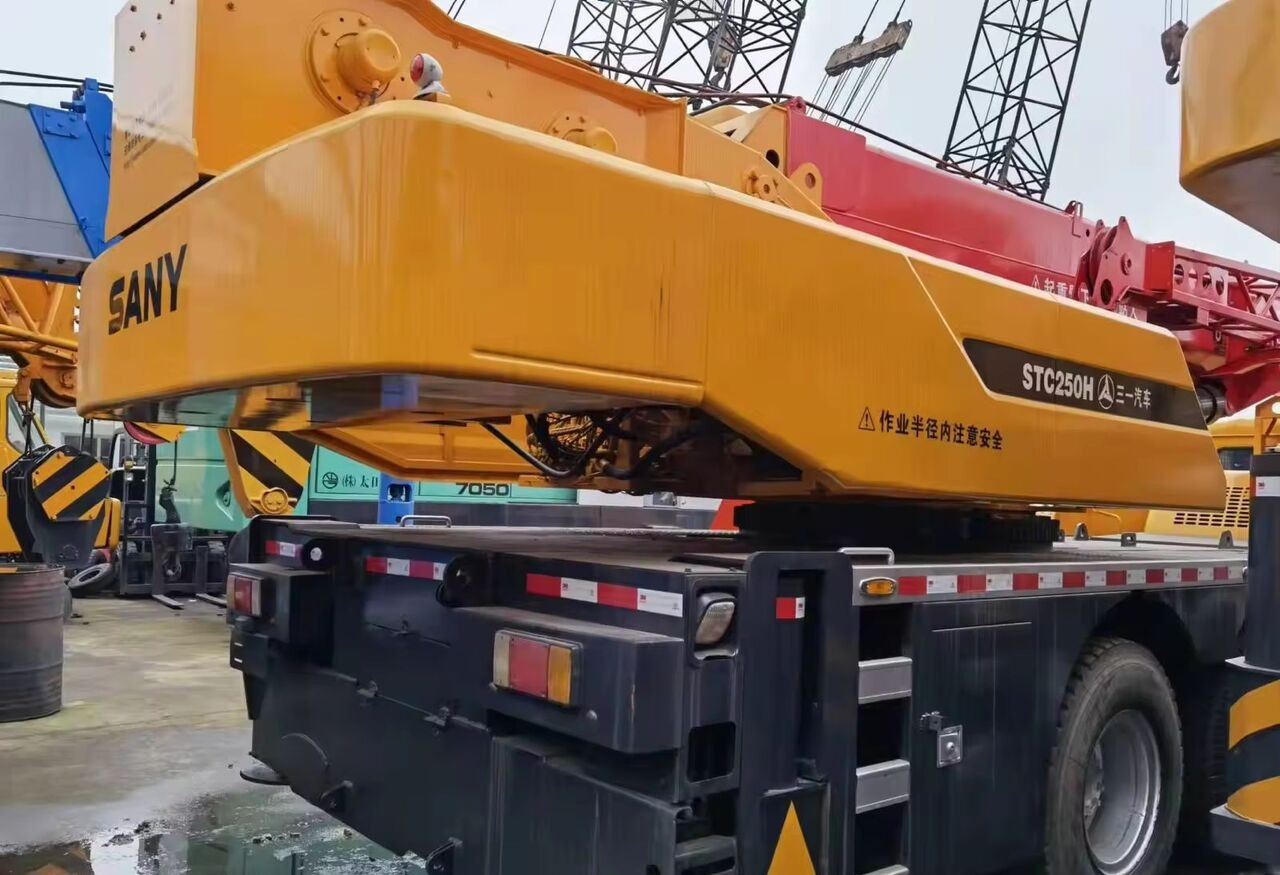 Sany - Guindaste móvel: foto 3 Sany - Guindaste móvel: foto 3