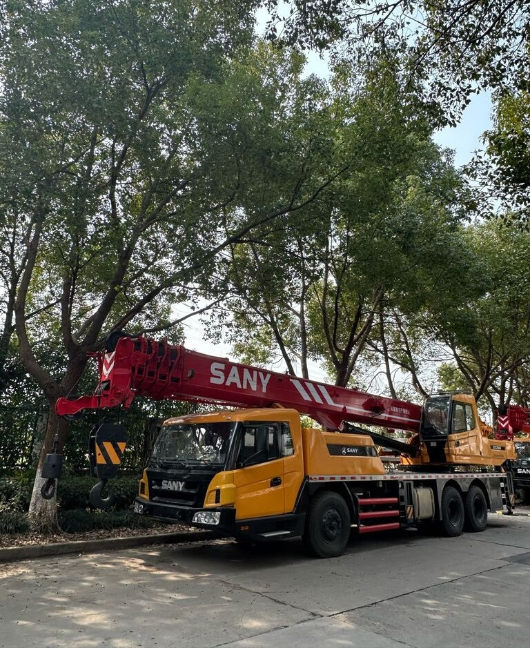 Sany - Guindaste móvel: foto 1 Sany - Guindaste móvel: foto 1