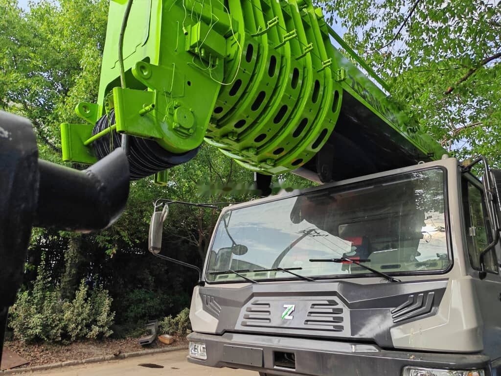 Zoomlion ZTC2200V 220T 220ton - Guindaste móvel: foto 2 Zoomlion ZTC2200V 220T 220ton - Guindaste móvel: foto 2