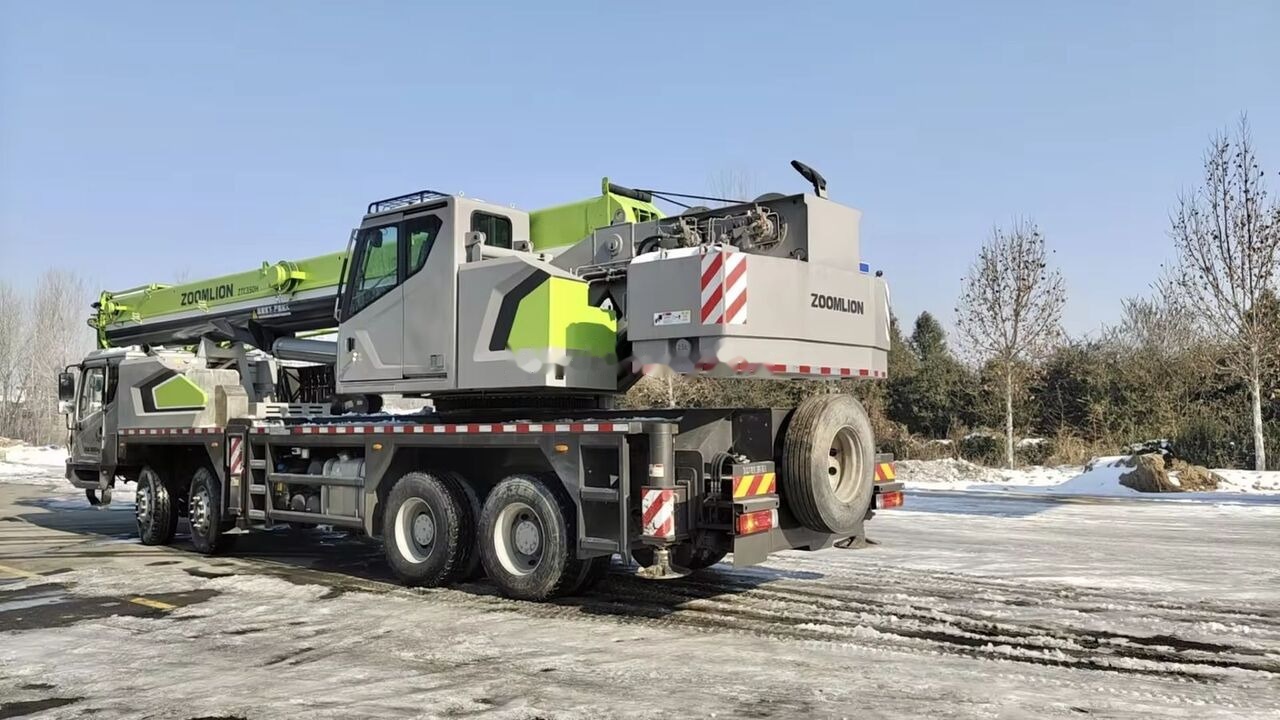 Zoomlion ZTC350 ZTC250 ZTC550 ZTC1000 - Guindaste móvel: foto 4 Zoomlion ZTC350 ZTC250 ZTC550 ZTC1000 - Guindaste móvel: foto 4