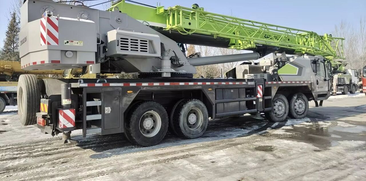 Zoomlion ZTC350 ZTC250 ZTC550 ZTC1000 - Guindaste móvel: foto 3 Zoomlion ZTC350 ZTC250 ZTC550 ZTC1000 - Guindaste móvel: foto 3
