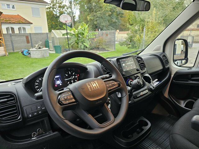 FIAT Ducato 35 MAXI 180 Koffer Kamera 7` TFT sofort - Carrinha de contentor: foto 2 FIAT Ducato 35 MAXI 180 Koffer Kamera 7` TFT sofort - Carrinha de contentor: foto 2