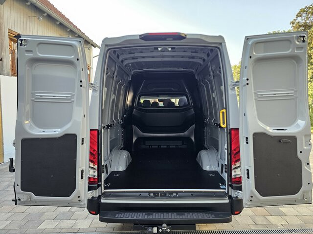 Furgão, Carrinha cabine dupla nuevo IVECO Daily 35S18HA8V DOKA Hi-Matic 12m³ 2xSchiebetür...: foto 28 Furgão, Carrinha cabine dupla nuevo IVECO Daily 35S18HA8V DOKA Hi-Matic 12m³ 2xSchiebetür...: foto 28