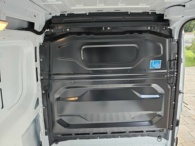 Locação de RENAULT Master L3H2 170 Neues Modell 10'' Navi Kamera... RENAULT Master L3H2 170 Neues Modell 10'' Navi Kamera...: foto 28