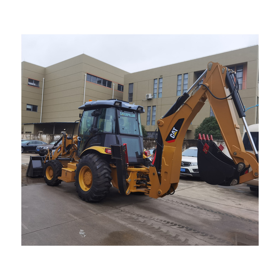 CAT 420F Backhoe Loader - Retroescavadeira: foto 2 CAT 420F Backhoe Loader - Retroescavadeira: foto 2