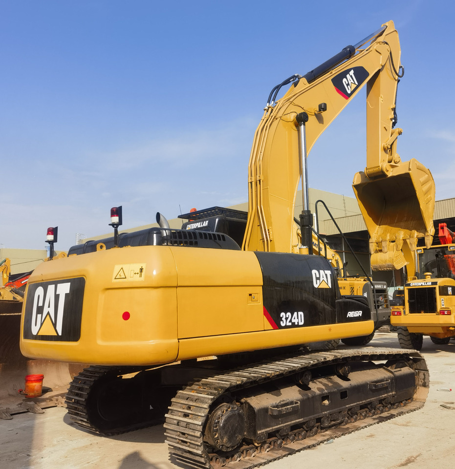 CATERPILLAR 324 D - Escavadora de rastos: foto 1 CATERPILLAR 324 D - Escavadora de rastos: foto 1
