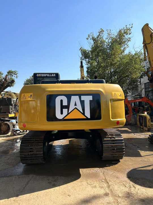 Cheap used excavators machine cat 320d2 for sale caterpillar machinery used excavator caterpillar - Escavadora de rastos: foto 3 Cheap used excavators machine cat 320d2 for sale caterpillar machinery used excavator caterpillar - Escavadora de rastos: foto 3