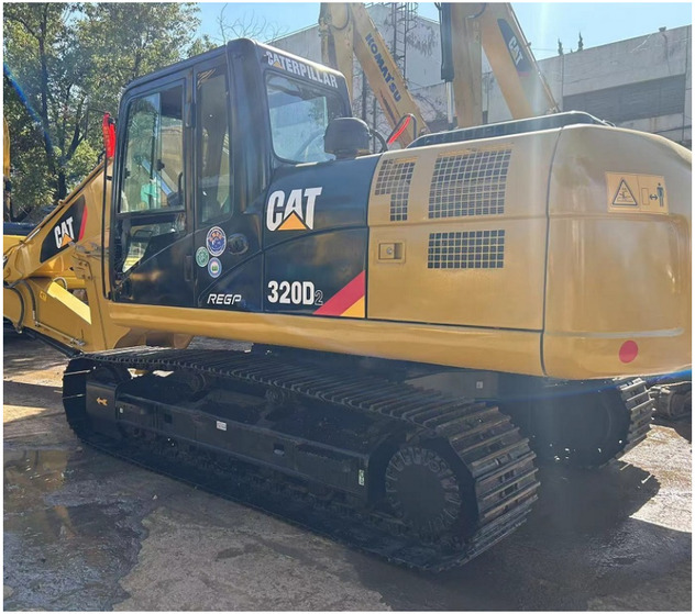 Cheap used excavators machine cat 320d2 for sale caterpillar machinery used excavator caterpillar - Escavadora de rastos: foto 1 Cheap used excavators machine cat 320d2 for sale caterpillar machinery used excavator caterpillar - Escavadora de rastos: foto 1