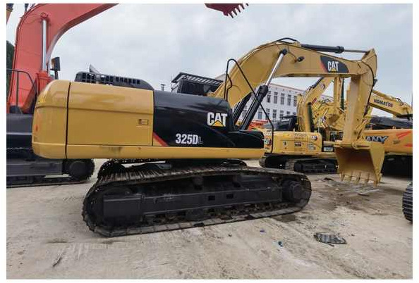 Excavator SECOND HAND Excavator Cat 325D 325DL Used Excavator Cheap Price FOR SALE - Escavadora de rastos: foto 1 Excavator SECOND HAND Excavator Cat 325D 325DL Used Excavator Cheap Price FOR SALE - Escavadora de rastos: foto 1