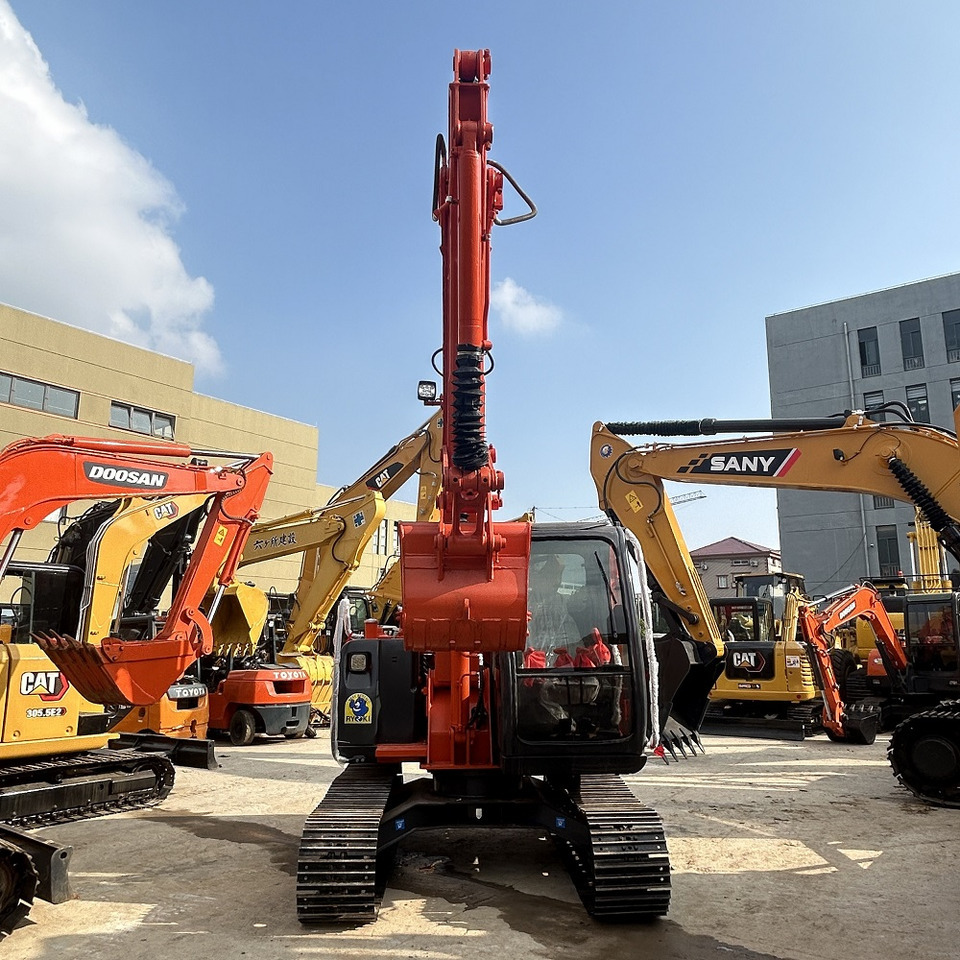 Hitachi ZX70 Excavator - Mini escavadeira: foto 4 Hitachi ZX70 Excavator - Mini escavadeira: foto 4