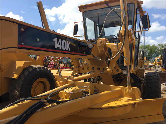 Hot Sale Second Hand Caterpillar CAT 140K Grader with Orignal engine Motor Graders 140K for sale in shanghai - Motoniveladora: foto 5 Hot Sale Second Hand Caterpillar CAT 140K Grader with Orignal engine Motor Graders 140K for sale in shanghai - Motoniveladora: foto 5