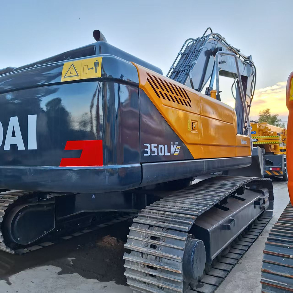 Hyundai 350LVS excavator - Escavadeira de rodas: foto 3 Hyundai 350LVS excavator - Escavadeira de rodas: foto 3