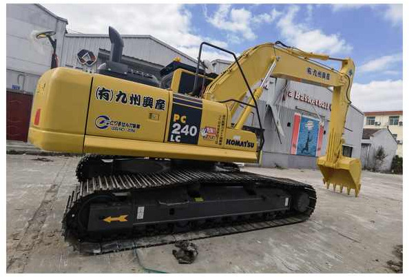 Japan Made Komatsu Second hand PC240LC-8 Excavator Used Construction Machine Komatsu Digger For Sale - Escavadora de rastos: foto 1 Japan Made Komatsu Second hand PC240LC-8 Excavator Used Construction Machine Komatsu Digger For Sale - Escavadora de rastos: foto 1